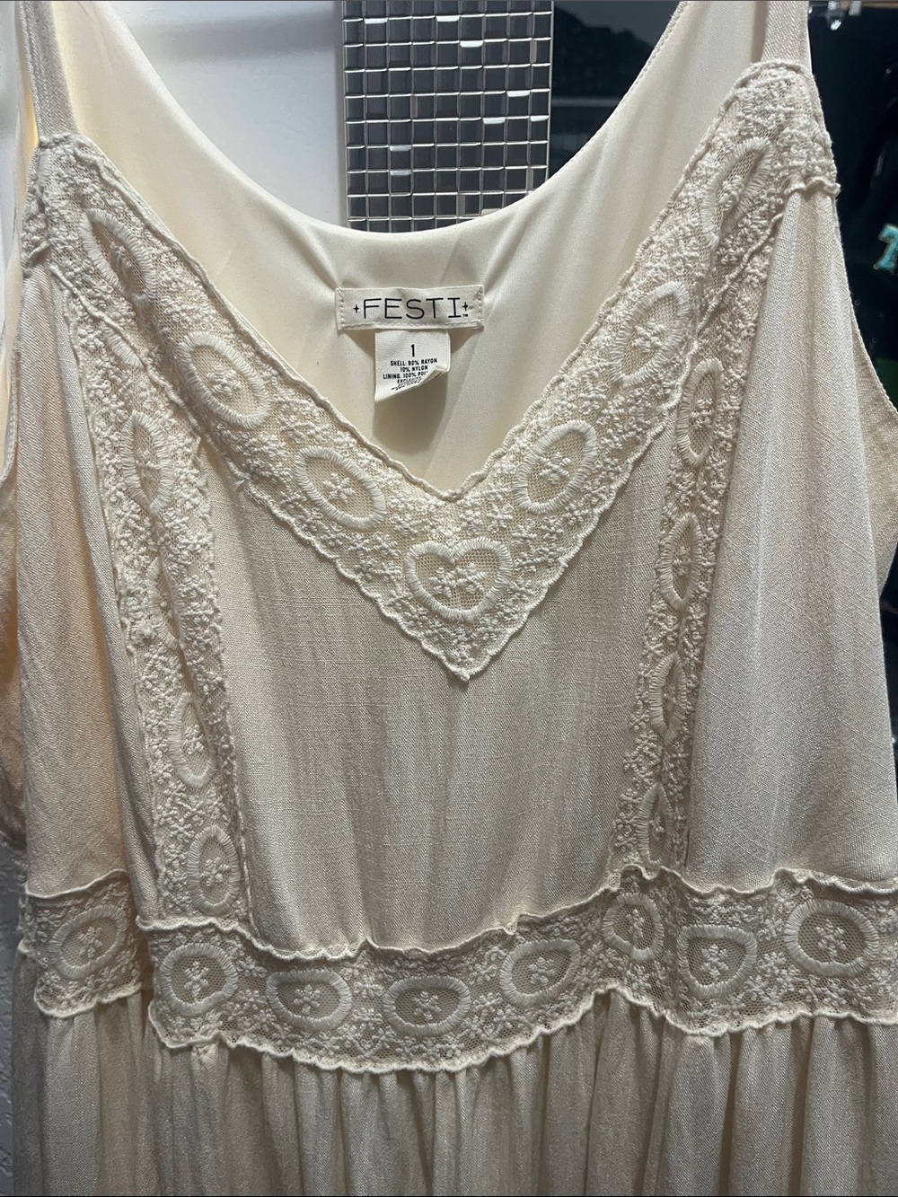 NWOT Torrid Festi Mini Dress. Size 1 - Picture 3 of 10
